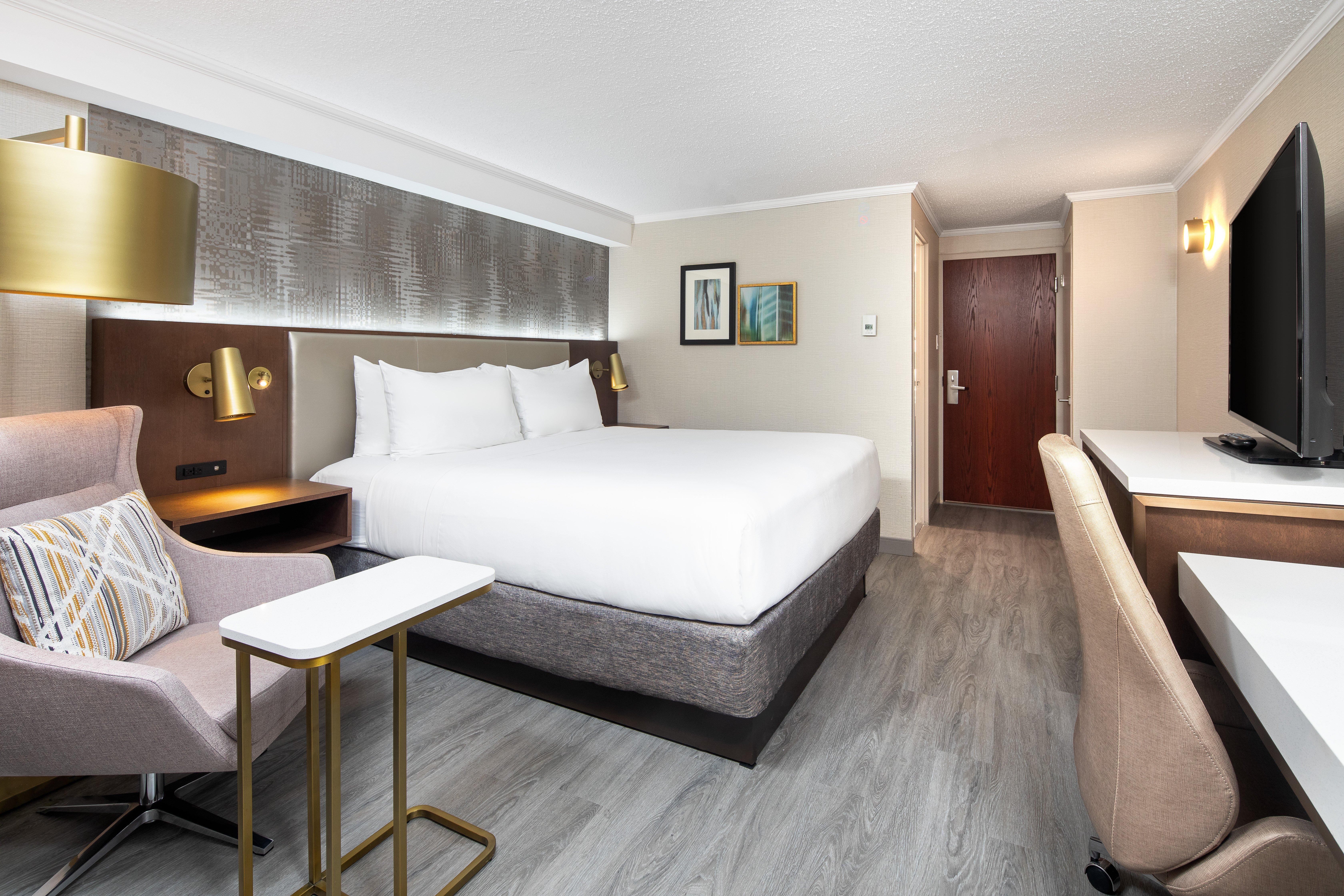 คราวน์ พลาซา โตรอนโต แอร์พอร์ต Hotel ภายนอก รูปภาพ