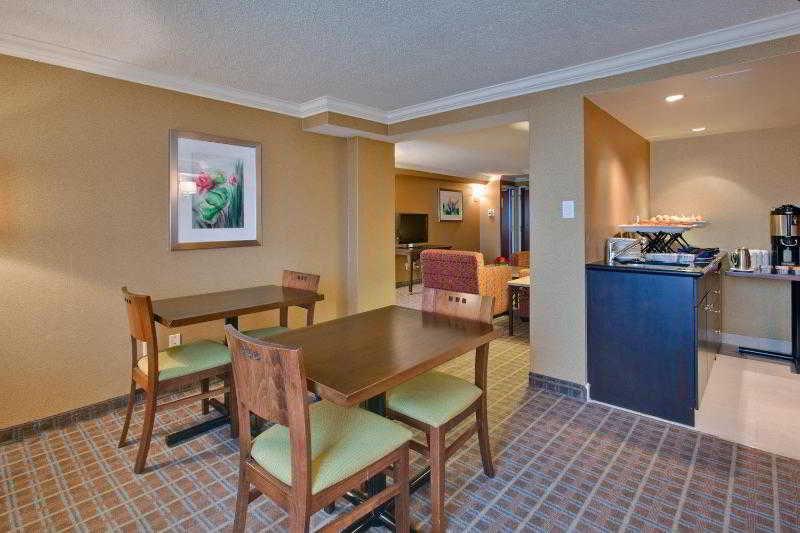 คราวน์ พลาซา โตรอนโต แอร์พอร์ต Hotel ภายใน รูปภาพ