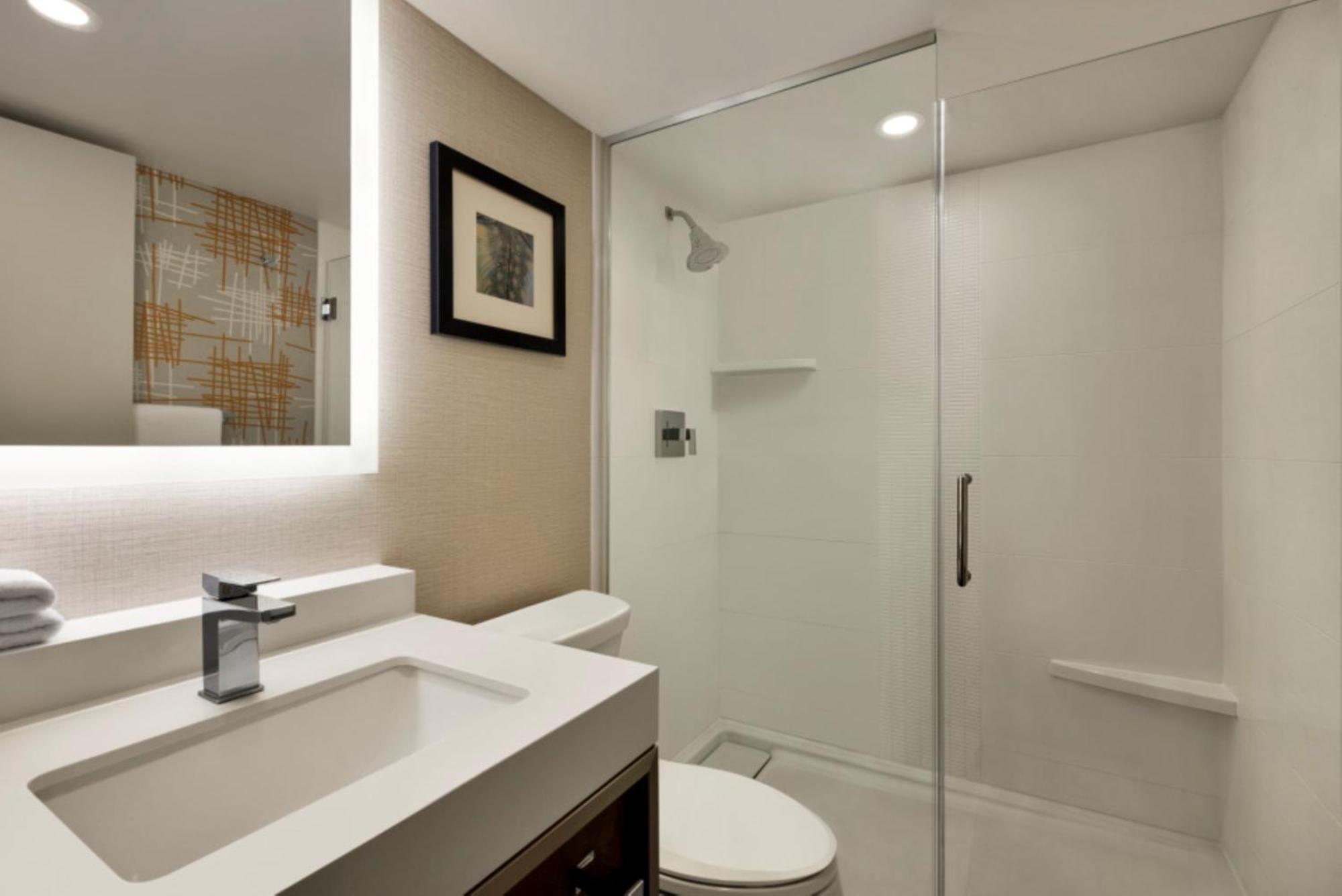 คราวน์ พลาซา โตรอนโต แอร์พอร์ต Hotel ภายนอก รูปภาพ